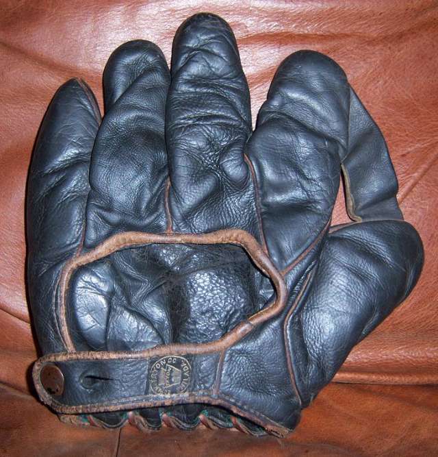 Edward K. Tryon Black 1 Inch Web Back